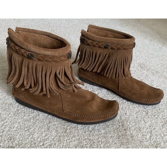 MINNETONKA Moccasins Ankle High Top Fringe Boots Brown Suede Size 7 Back Zip - Picture 4 of 11
